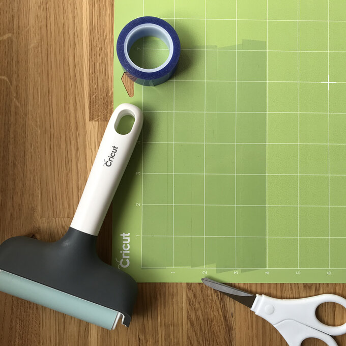 Cricut How to Use IronOn Vinyl Scraps Hobbycraft